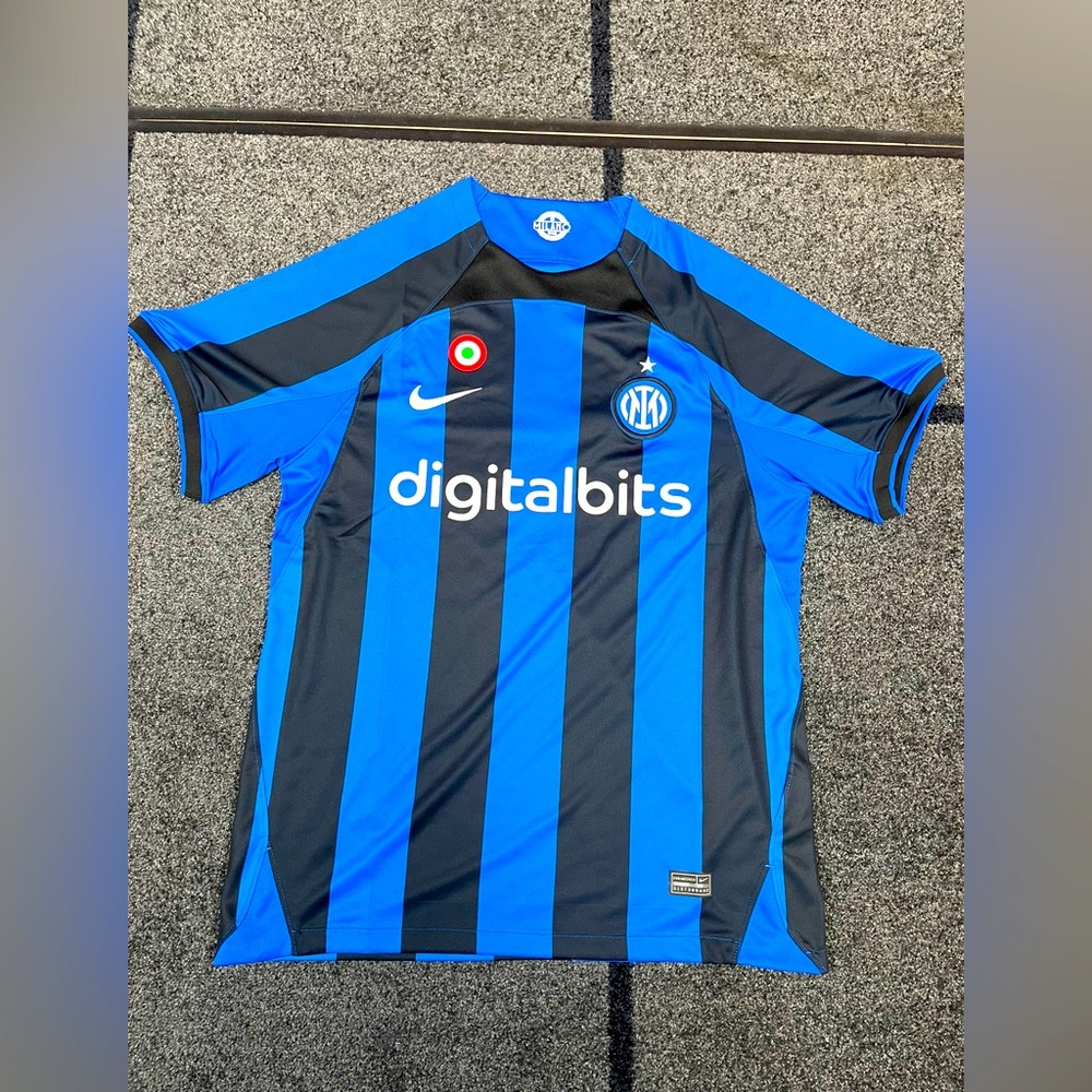 Inter Milán home jersey 22/23 NWT